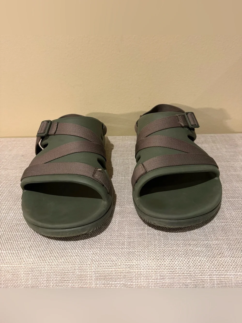 Chaco Men's Chillos Clog Sandals Olive Moss Green - Size 11